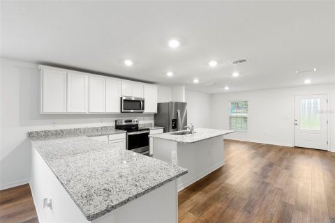 Casa en venta en North Port, Florida, 3 dormitorios, 157.28 m2 № 733429 - foto 2