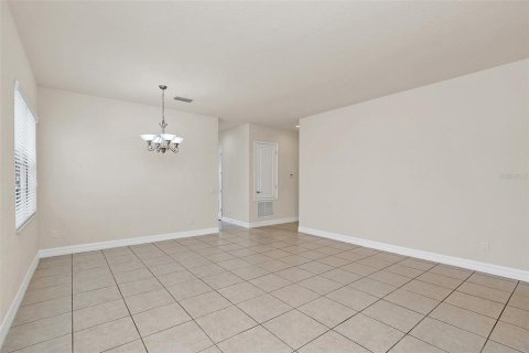 Villa ou maison à louer à Orlando, Floride: 4 chambres, 204.57 m2 № 1371158 - photo 8