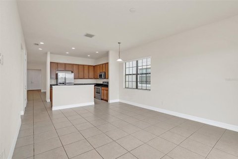 Casa en alquiler en Orlando, Florida, 4 dormitorios, 204.57 m2 № 1371158 - foto 17