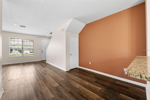 Touwnhouse à vendre à Tampa, Floride: 2 chambres, 112.97 m2 № 1371160 - photo 4