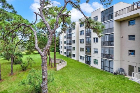 Copropriété à vendre à Saint Petersburg, Floride: 2 chambres, 111.48 m2 № 1371088 - photo 30