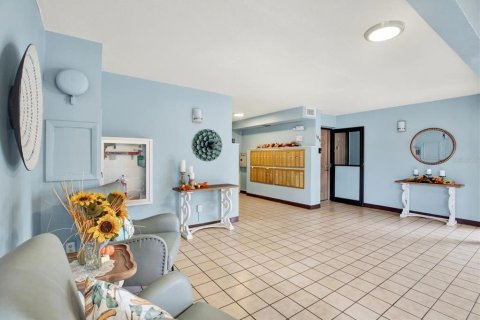 Copropriété à vendre à Saint Petersburg, Floride: 2 chambres, 111.48 m2 № 1371088 - photo 2