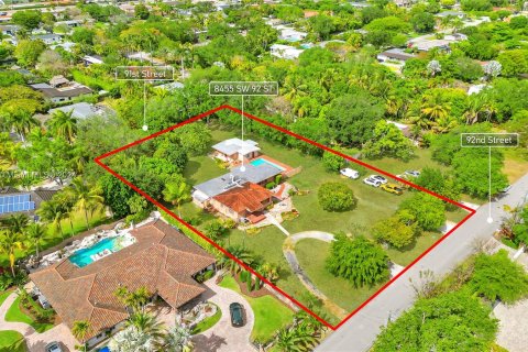 Купить земельный участок в Майами, Флорида № 1132411 - фото 3