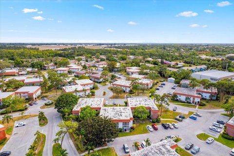 Condo in Stuart, Florida, 1 bedroom  № 1217371 - photo 3