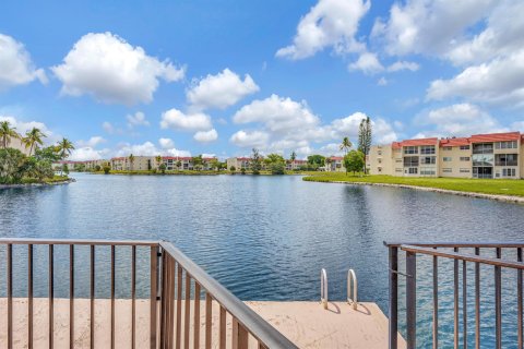 Condo in Sunrise, Florida, 1 bedroom  № 1217373 - photo 7