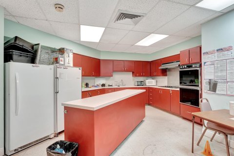 Condo in Sunrise, Florida, 1 bedroom  № 1217373 - photo 1