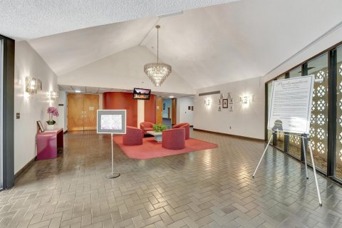 Condo in Sunrise, Florida, 1 bedroom  № 1217373 - photo 3