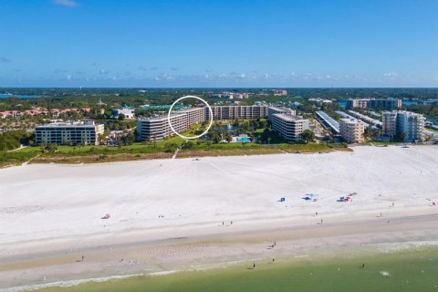 Copropriété à louer à Sarasota, Floride: 2 chambres, 126.44 m2 № 251909 - photo 4