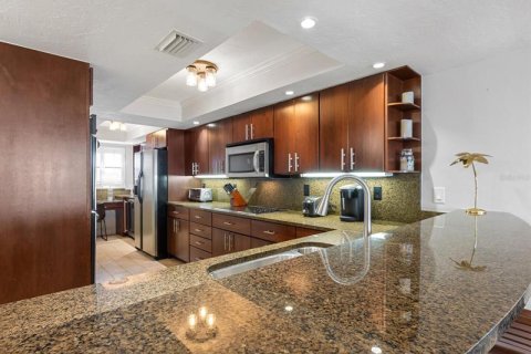 Condominio en alquiler en Sarasota, Florida, 2 dormitorios, 126.44 m2 № 251909 - foto 18