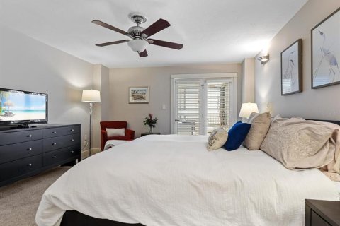 Condo in Sarasota, Florida, 2 bedrooms  № 251909 - photo 29