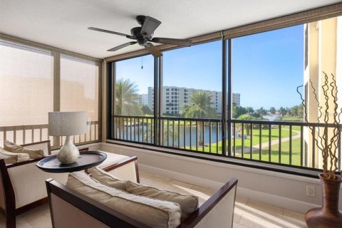 Condominio en alquiler en Sarasota, Florida, 2 dormitorios, 126.44 m2 № 251909 - foto 25