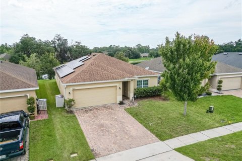 House in Kissimmee, Florida 4 bedrooms, 169.08 sq.m. № 1336664 - photo 3