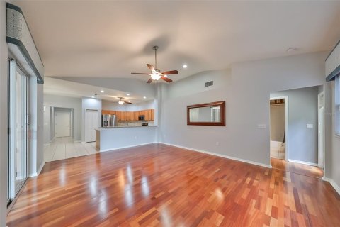 Villa ou maison à vendre à Valrico, Floride: 5 chambres, 228.54 m2 № 1260237 - photo 18