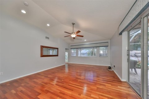 Casa en venta en Valrico, Florida, 5 dormitorios, 228.54 m2 № 1260237 - foto 14