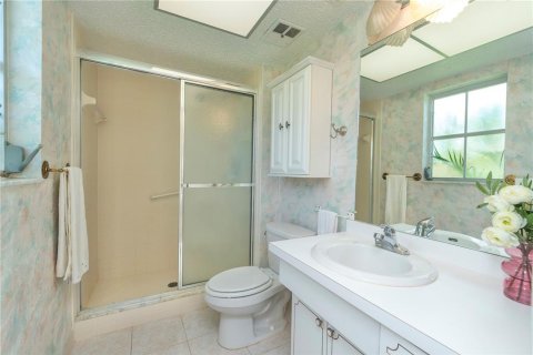 Condo in Dunedin, Florida, 2 bedrooms  № 1346644 - photo 8