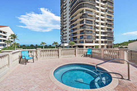 Condominio en venta en Riviera Beach, Florida, 2 dormitorios, 186.83 m2 № 945669 - foto 27