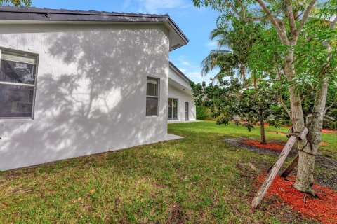 Villa ou maison à vendre à Coral Springs, Floride: 4 chambres, 224.27 m2 № 945668 - photo 3