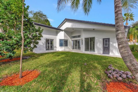 Villa ou maison à vendre à Coral Springs, Floride: 4 chambres, 224.27 m2 № 945668 - photo 2