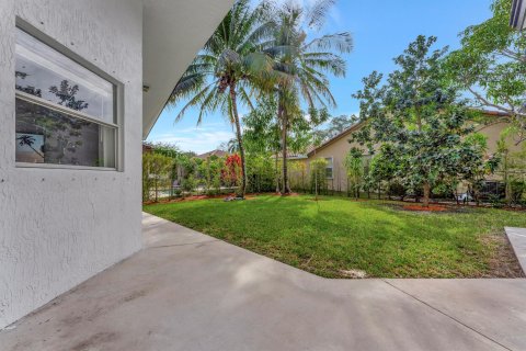 Villa ou maison à vendre à Coral Springs, Floride: 4 chambres, 224.27 m2 № 945668 - photo 4