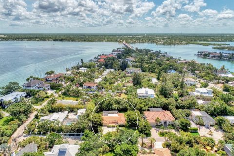 Villa ou maison à louer à Sarasota, Floride: 3 chambres, 134.15 m2 № 673735 - photo 1