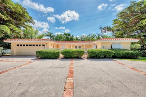 Villa ou maison à louer à Sarasota, Floride: 3 chambres, 134.15 m2 № 673735 - photo 6