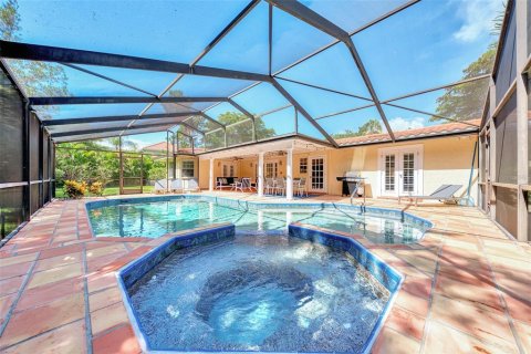 Villa ou maison à louer à Sarasota, Floride: 3 chambres, 134.15 m2 № 673735 - photo 2