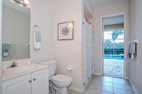 House in Tampa, Florida 5 bedrooms, 302.12 sq.m. № 1406443 - photo 29