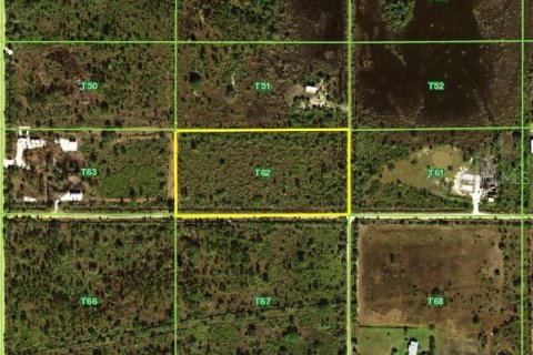 Terreno en venta en Punta Gorda, Florida № 1249152 - foto 3