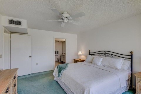 Condo in West Palm Beach, Florida, 2 bedrooms  № 1100258 - photo 7