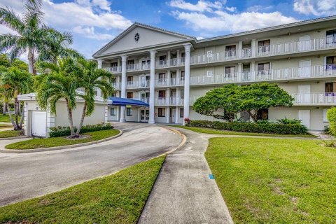 Condo in West Palm Beach, Florida, 2 bedrooms  № 1100258 - photo 18