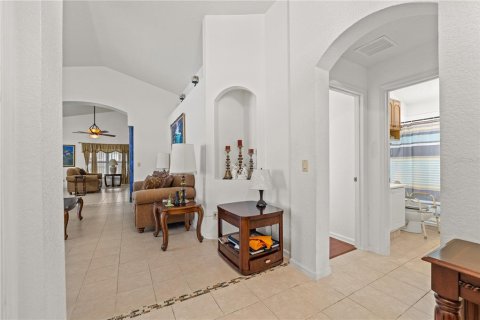 Villa ou maison à vendre à Kissimmee, Floride: 3 chambres, 160.26 m2 № 1361335 - photo 4