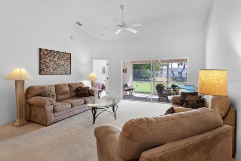 Villa ou maison à vendre à Punta Gorda, Floride: 2 chambres, 96.8 m2 № 1157202 - photo 3