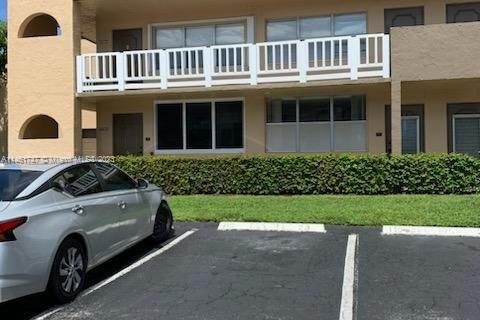 Condominio en venta en Sunrise, Florida, 1 dormitorio, 54.81 m2 № 746899 - foto 1