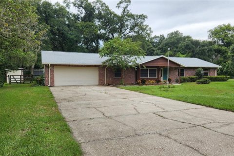 House in Lakeland, Florida 3 bedrooms, 199.18 sq.m. № 1347001 - photo 2