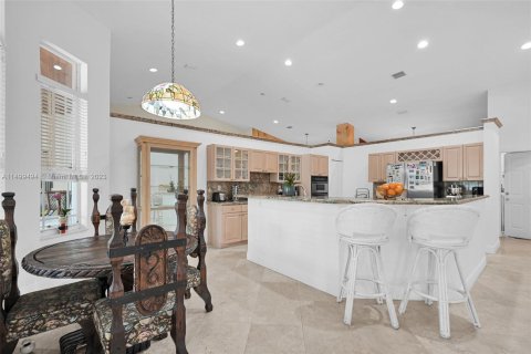 Villa ou maison à vendre à South Miami, Floride: 5 chambres, 323.58 m2 № 887565 - photo 24