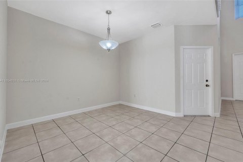 Townhouse in Homestead, Florida 3 bedrooms, 158.31 sq.m. № 1348700 - photo 8