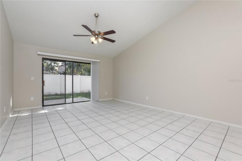 Villa ou maison à louer à Kissimmee, Floride: 3 chambres, 123.19 m2 № 1346486 - photo 3