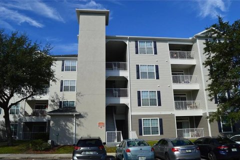 Condo in Kissimmee, Florida, 2 bedrooms  № 1334577 - photo 1