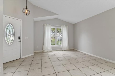 House in Orlando, Florida 4 bedrooms, 171.78 sq.m. № 1385073 - photo 5