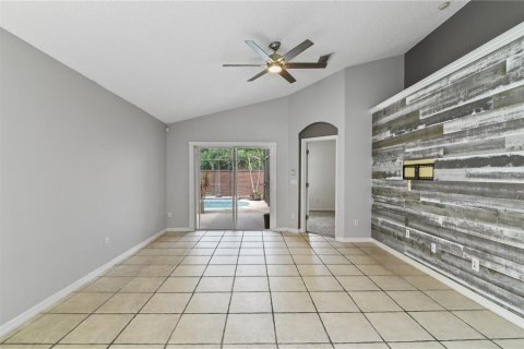 House in Orlando, Florida 4 bedrooms, 171.78 sq.m. № 1385073 - photo 11