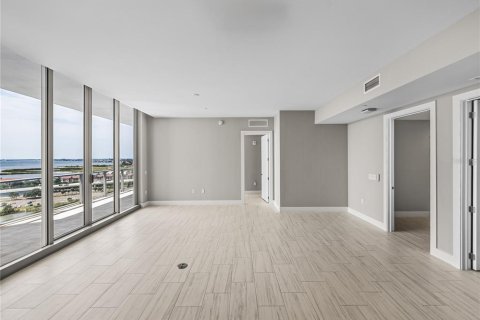 Condominio en venta en Tampa, Florida, 3 dormitorios, 170.66 m2 № 1195091 - foto 17