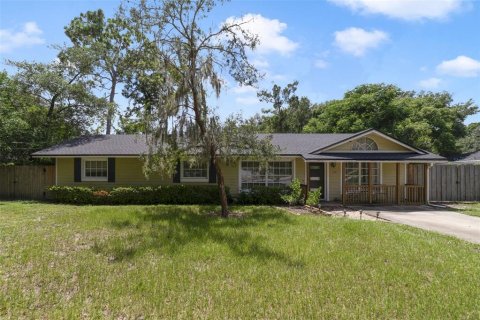 Villa ou maison à vendre à Longwood, Floride: 4 chambres, 180.6 m2 № 1352434 - photo 1