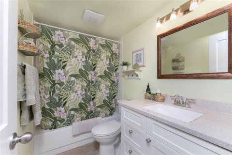 Condo in Venice, Florida, 2 bedrooms  № 1352404 - photo 25