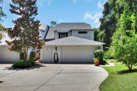 Touwnhouse à vendre à DeLand, Floride: 4 chambres, 270.9 m2 № 1287168 - photo 2