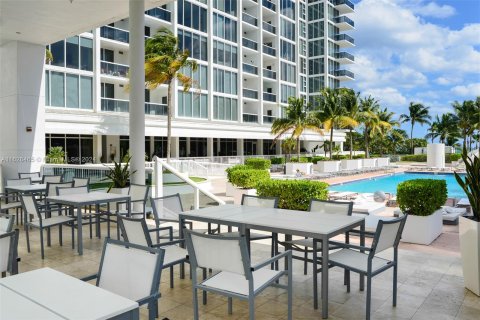 Condominio en venta en Bal Harbour, Florida, 1 dormitorio, 83.24 m2 № 1290579 - foto 20