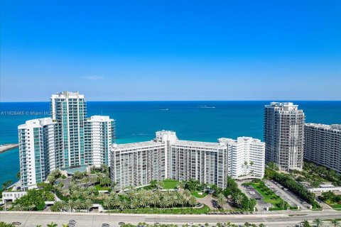 Condominio en venta en Bal Harbour, Florida, 1 dormitorio, 83.24 m2 № 1290579 - foto 25