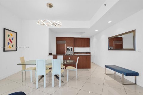 Condo in Sunny Isles Beach, Florida, 3 bedrooms  № 1304986 - photo 20