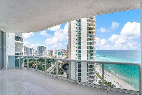 Condo in Sunny Isles Beach, Florida, 3 bedrooms  № 1304986 - photo 21