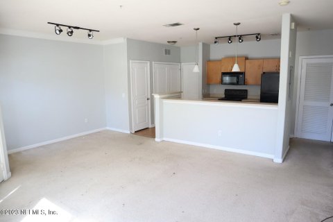 Condominio en alquiler en Jacksonville, Florida, 1 dormitorio, 73.67 m2 № 838873 - foto 4