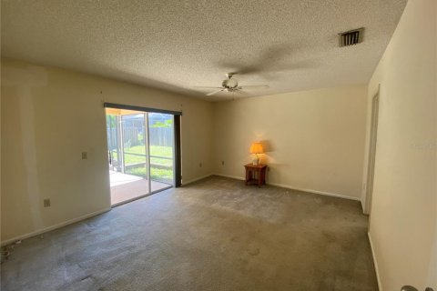 Casa en venta en Titusville, Florida, 4 dormitorios, 204.57 m2 № 1402425 - foto 4